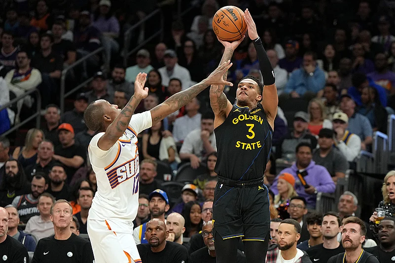 Phoenix Suns vs Golden State Warriors NBA basketball game-Will Richard