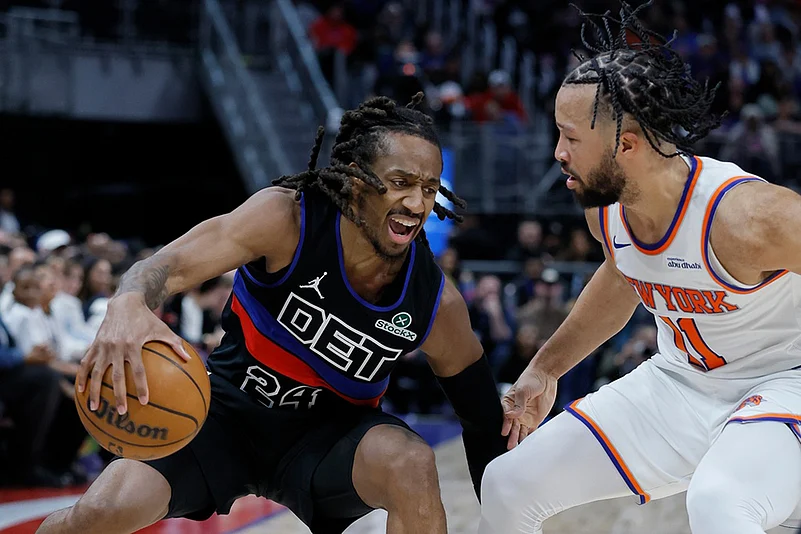 Detroit Pistons vs New York Knicks NBA basketball game-Daniss Jenkins