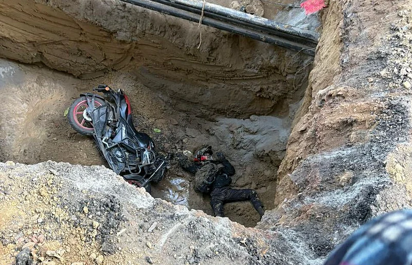 Delhi Jal Board, DJB probe, Janakpuri pit death, motorcyclist falls into pit