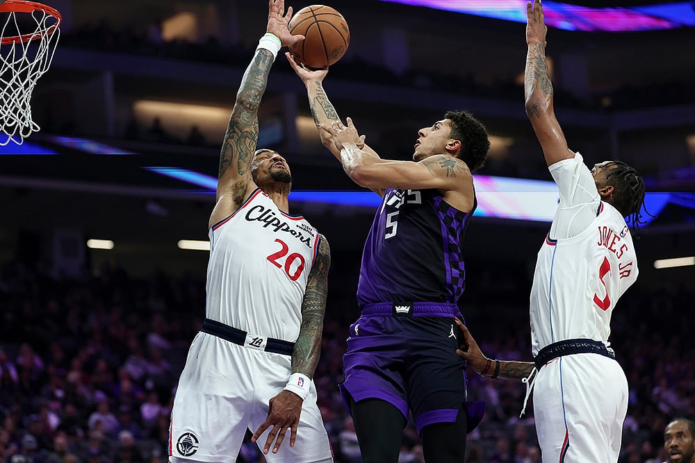 Sacramento Kings vs Los Angeles Clippers NBA basketball game-Nique Clifford