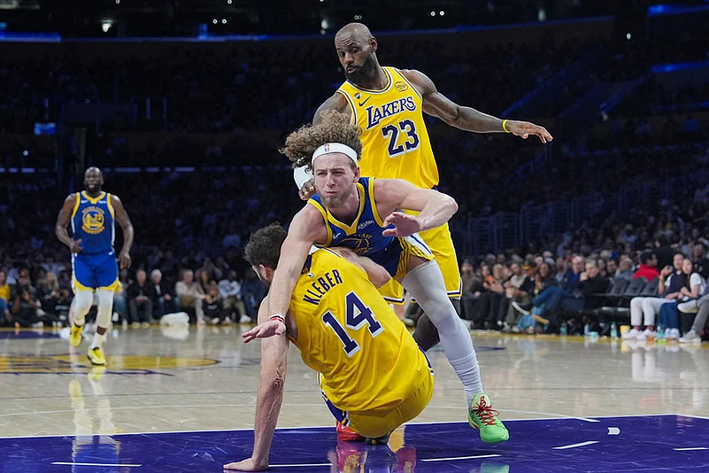 NBA 2025-26: Los Angeles Lakers vs Golden State Warriors