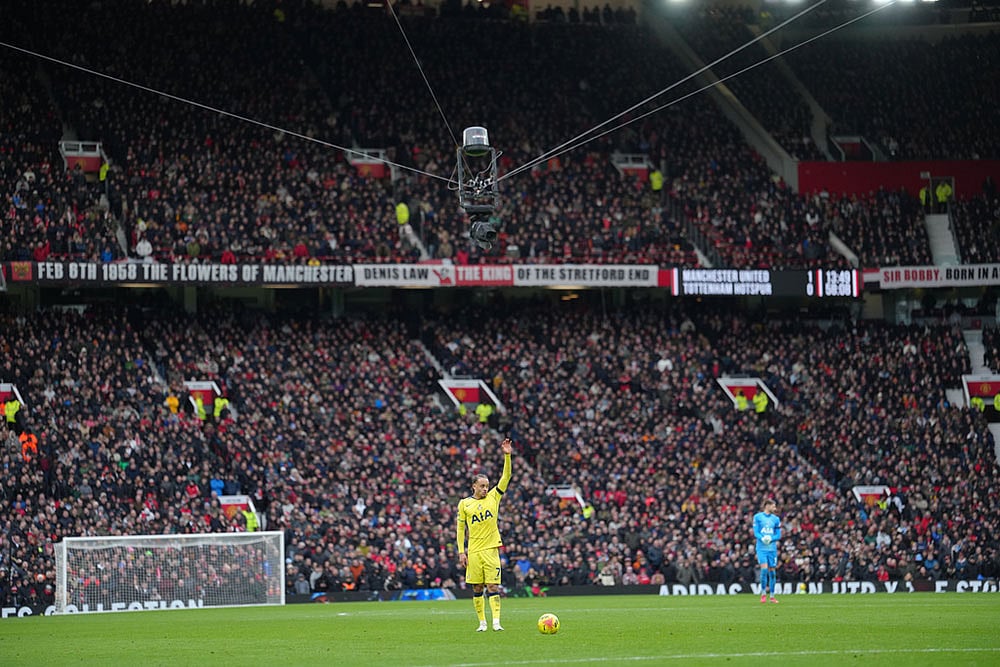 English Premier League: Tottenham Hotspur vs Manchester United