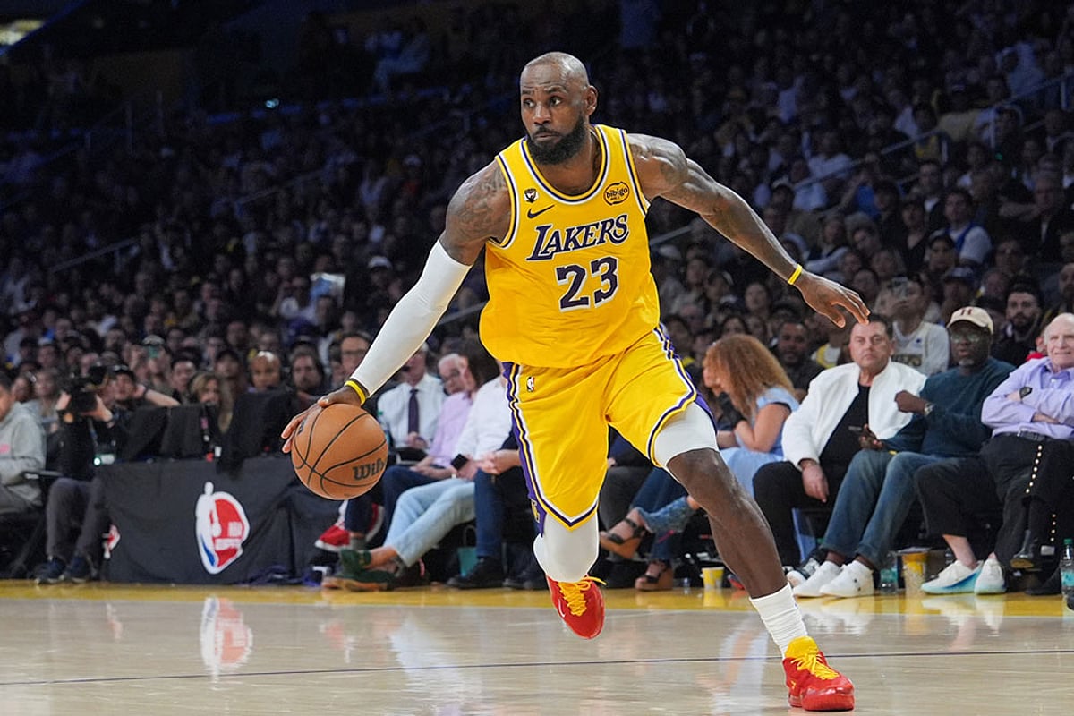 NBA: Los Angeles Lakers vs Golden State Warriors