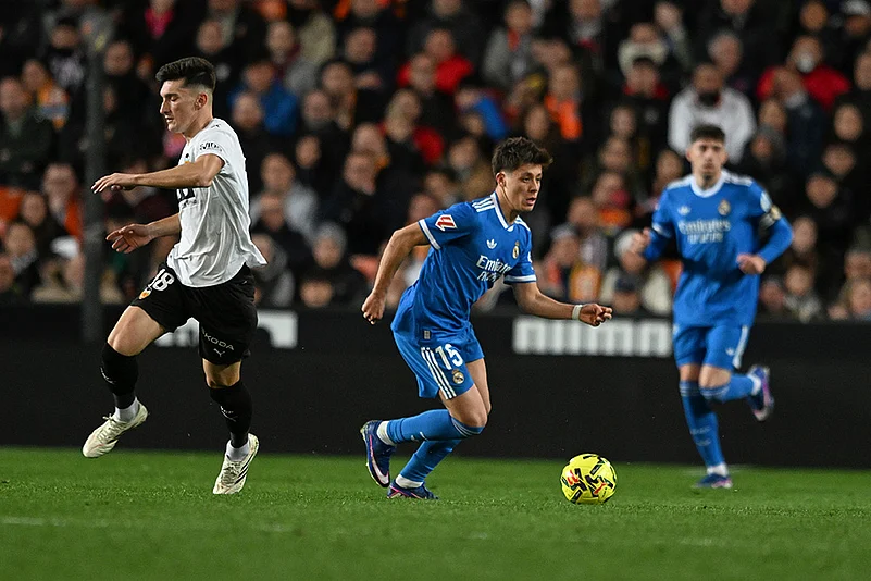 Valencia vs Real Madrid Spanish la liga soccer match-Arda Guler