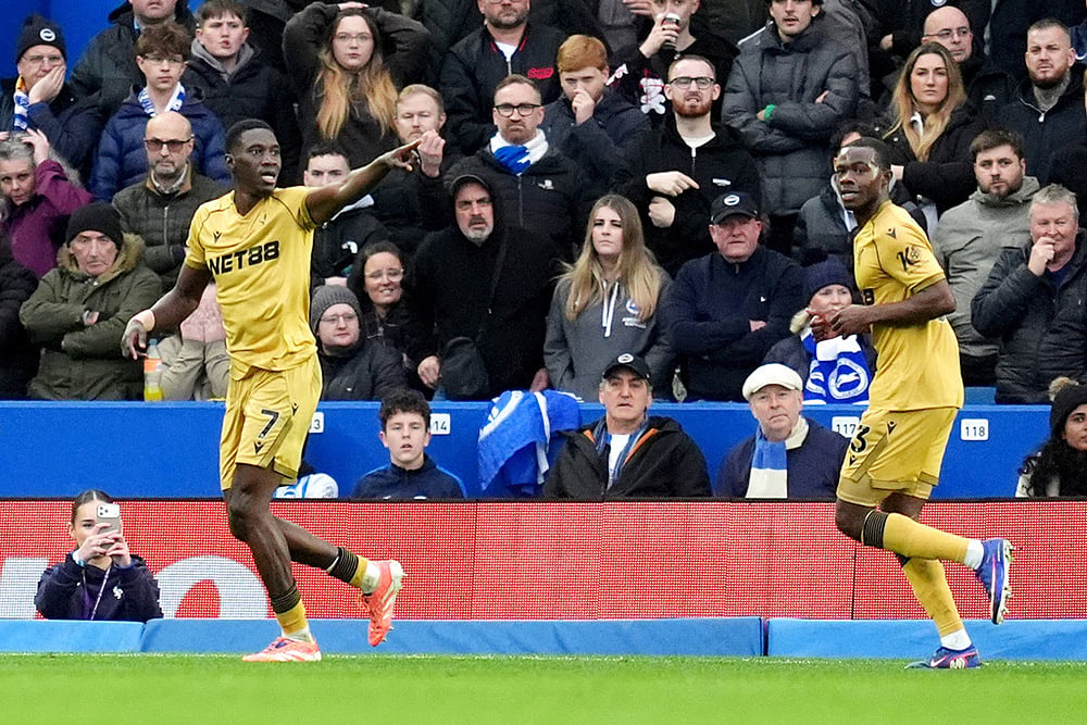 Brighton vs Crystal Palace Premier league soccer match-Ismaila Sarr