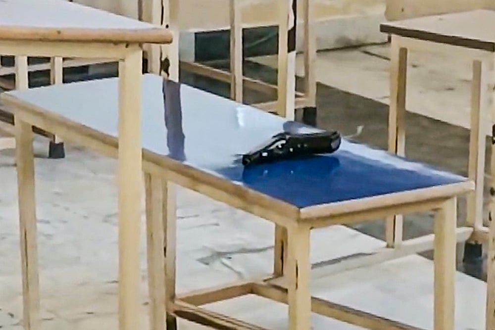 Law student kills classmate, shoots self