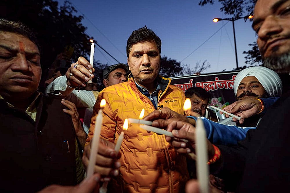Delhi bikers death: AAPs Saurabh Bharadwaj detained while trying to light candles near pit