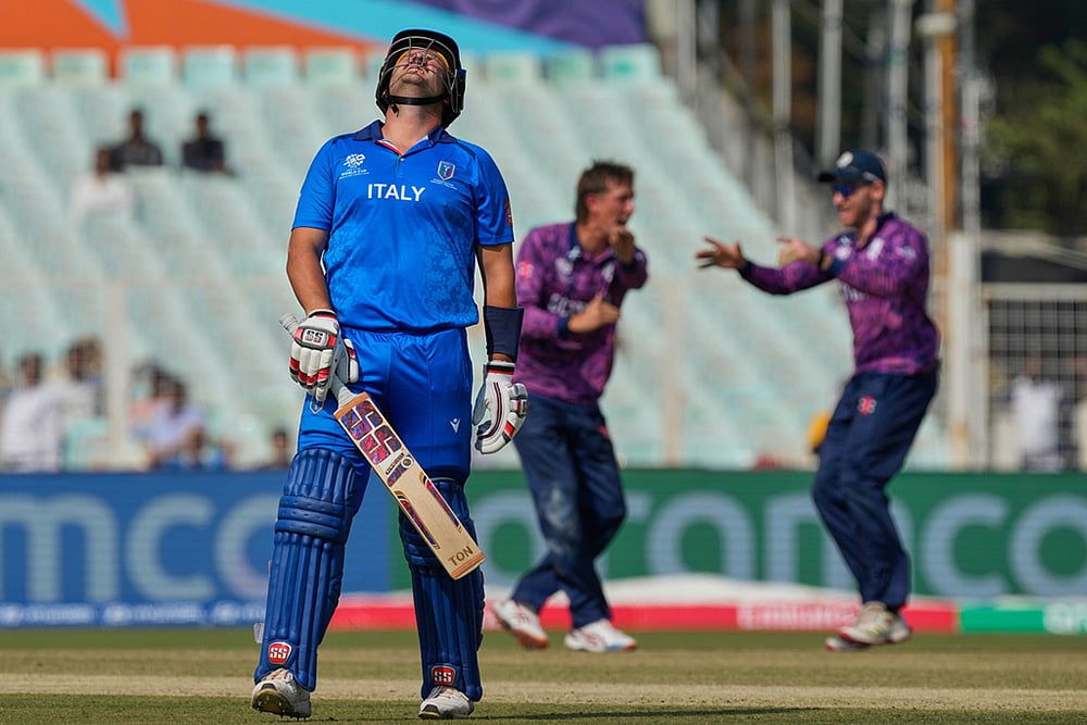 Italy vs Scotland T20 World Cup Cricket match-Benjamin Manenti