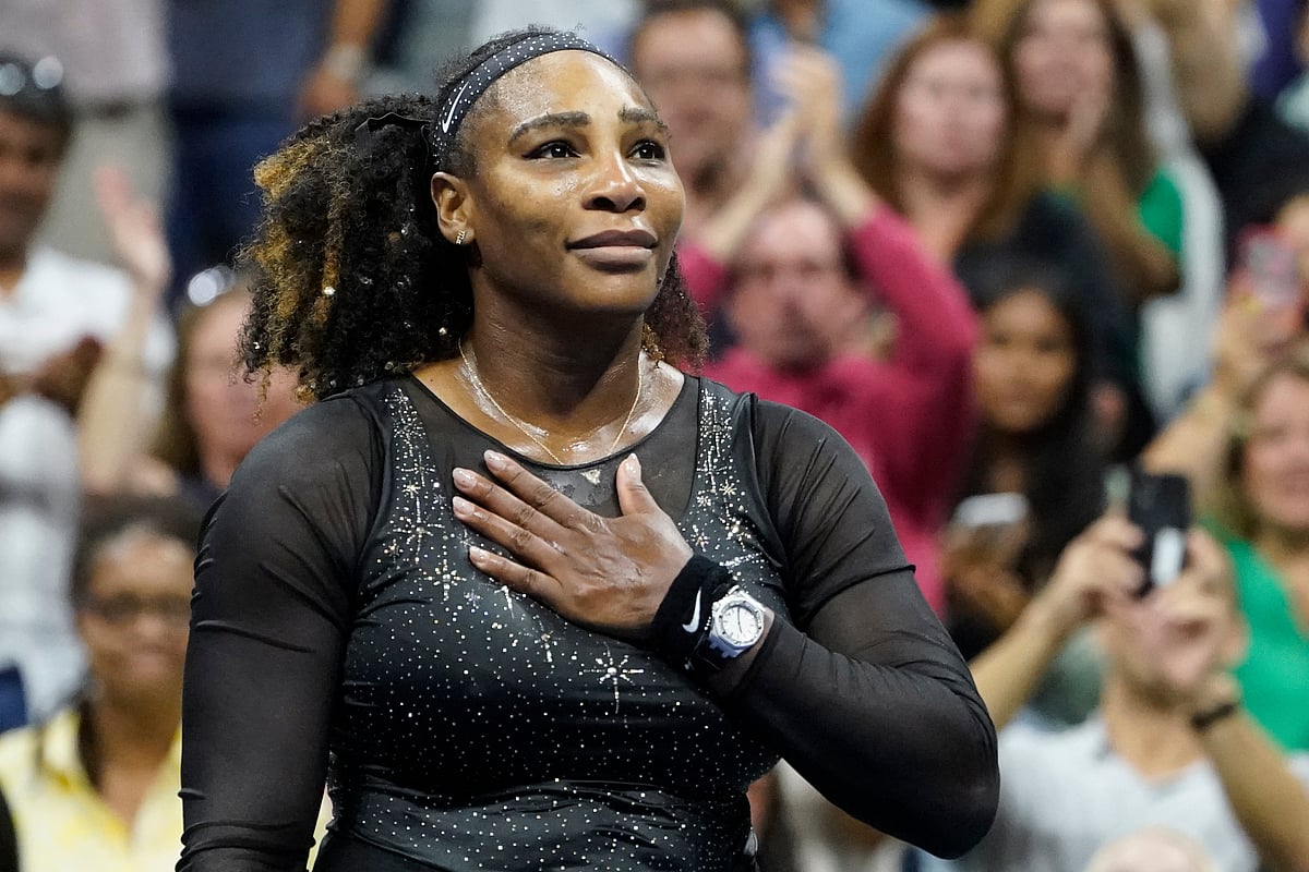| Photo: AP/John Minchillo : Serena Williams acknowledges the crowd after losing to Ajla Tomljanovic, of Austrailia, iin the third round of the U.S. Open tennis championships, Sept. 2, 2022, in New York. 
