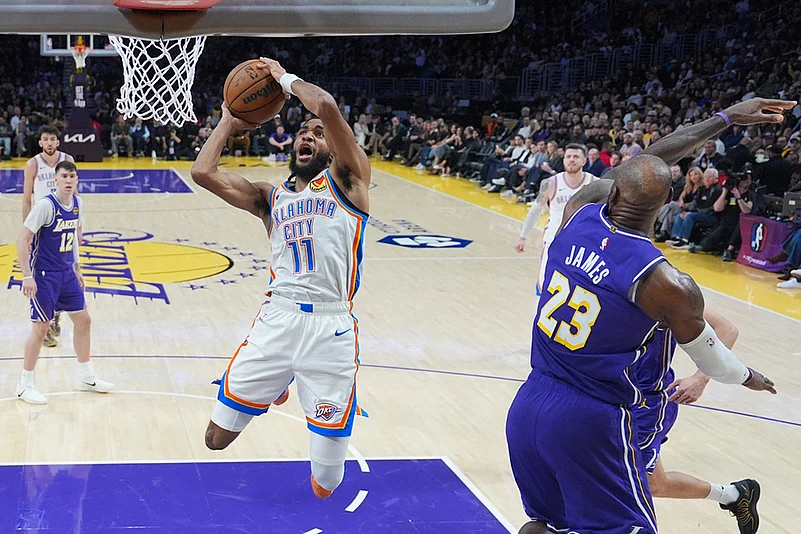 Los Angeles Lakers Vs Oklahoma City Thunder nba basketball game-Isaiah Joe
