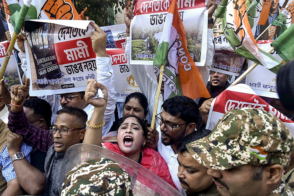 Congress protest against Himanta Biswa Sarma