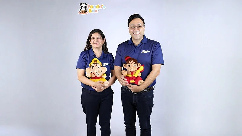 Sukriti Mendiratta & Rajat Mendiratta