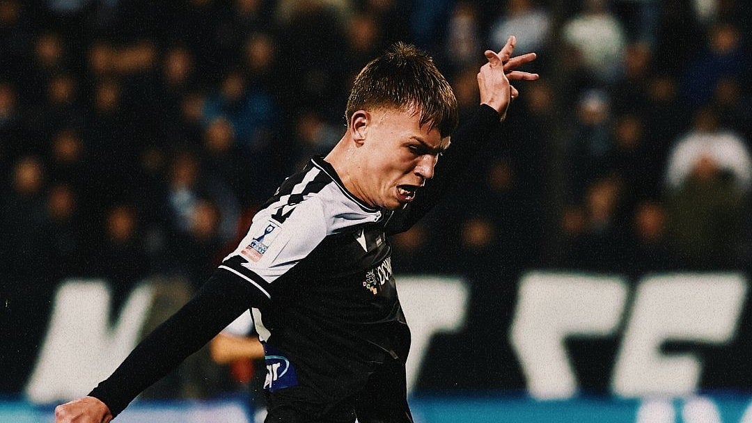 PAOK_FC/X : PAOK players in action against Panathinaikos in Greek Cup Semi-final second leg. 