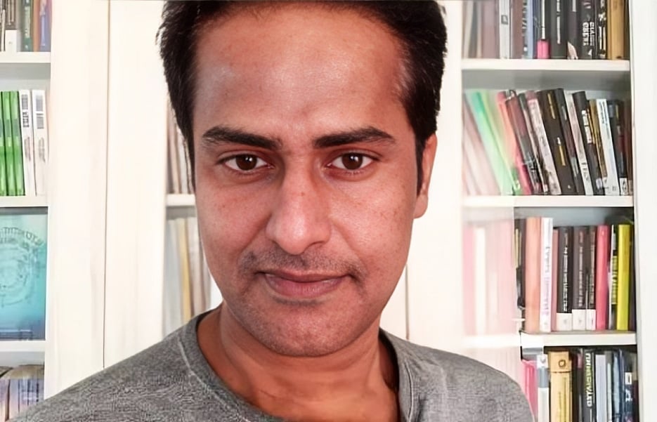 X : Ravi Nair