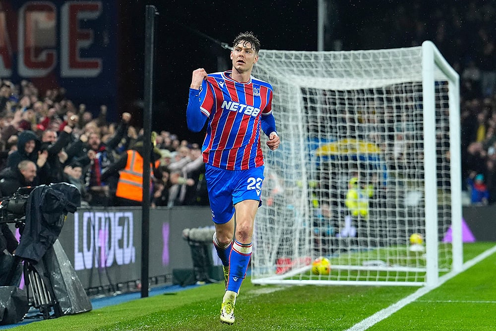 Crystal Palace vs Burnley Premier League soccer-Jorgen Strand