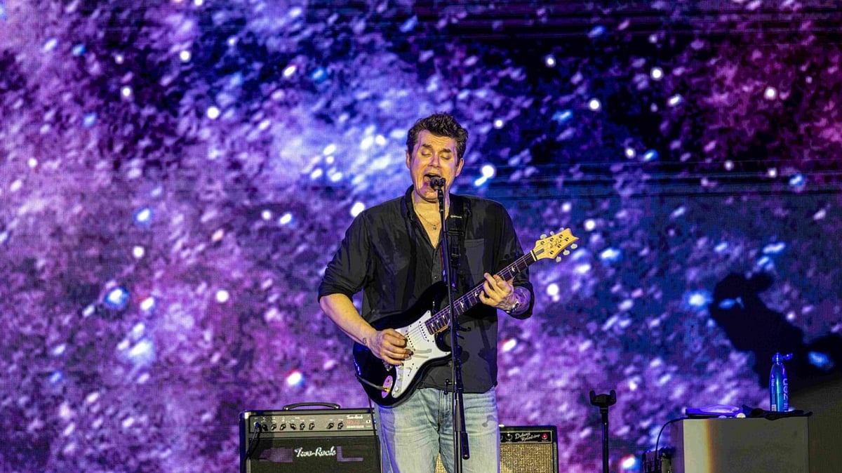 Instagram  : John Mayer Makes India Debut