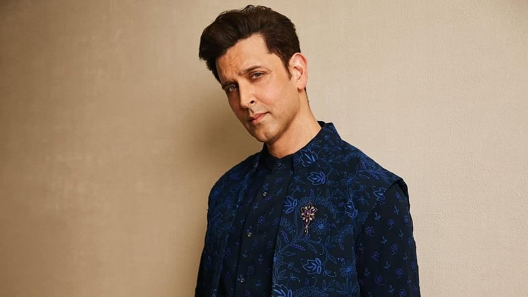 Hrithik Roshan clarifies reports of being approached for Don 3 - null