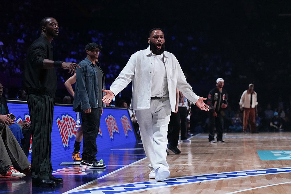 Coach Anthony Anderson 