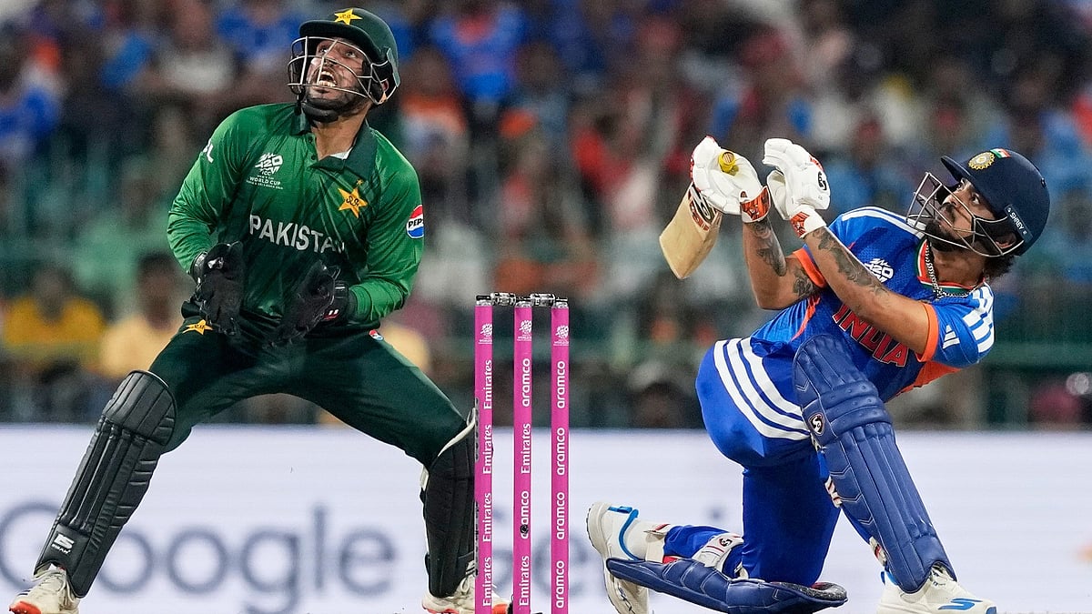 (AP Photo/Eranga Jayawardena) : India's Ishan Kishan plays a shot during the T20 World Cup cricket match between India and Pakistan in Colombo, Sri Lanka, Sunday, Feb. 15, 2026