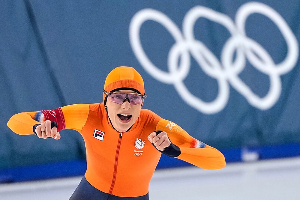 Milan Cortina Winter Olympics Day 9 photo highlights-Femke Kok-womens 500 meters speedskating race