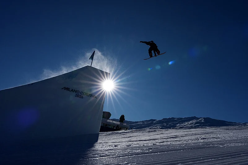Milan Cortina Winter Olympics Day 9 photo highlights-Britains Maisie Hill