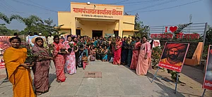 MBTheGuide : Entire Political Science Of Data Doctoring: Congress Slams Govt On Rural Wage
