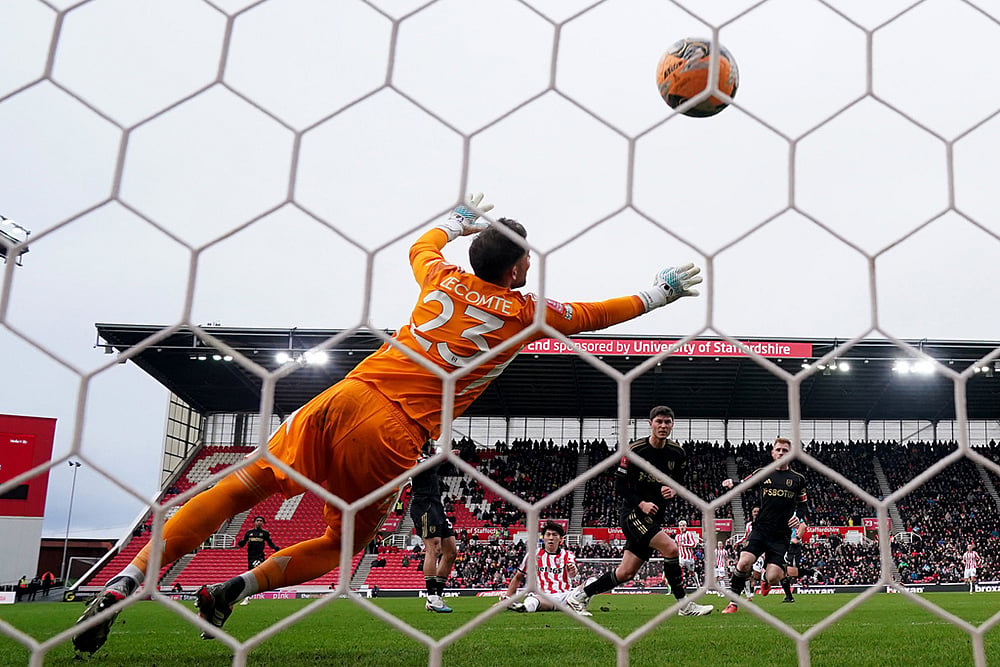 Stoke City vs  Fulham FA Cup Fourth Round match-Bae Jun-Ho