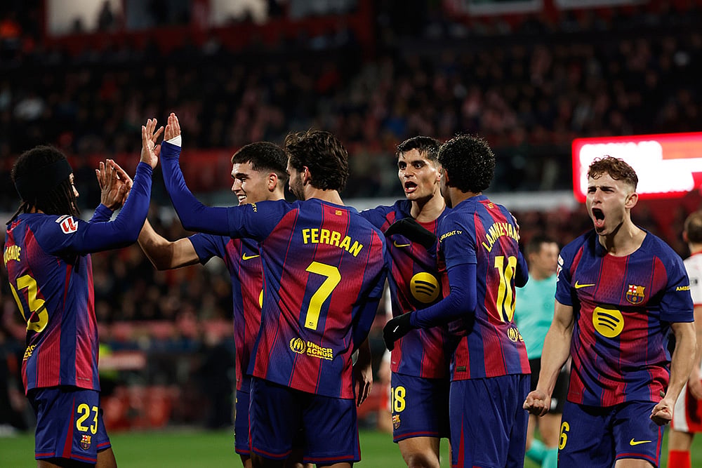Girona Vs Barcelona spain soccer La Liga 2025-26 match-Pau Cubarsi