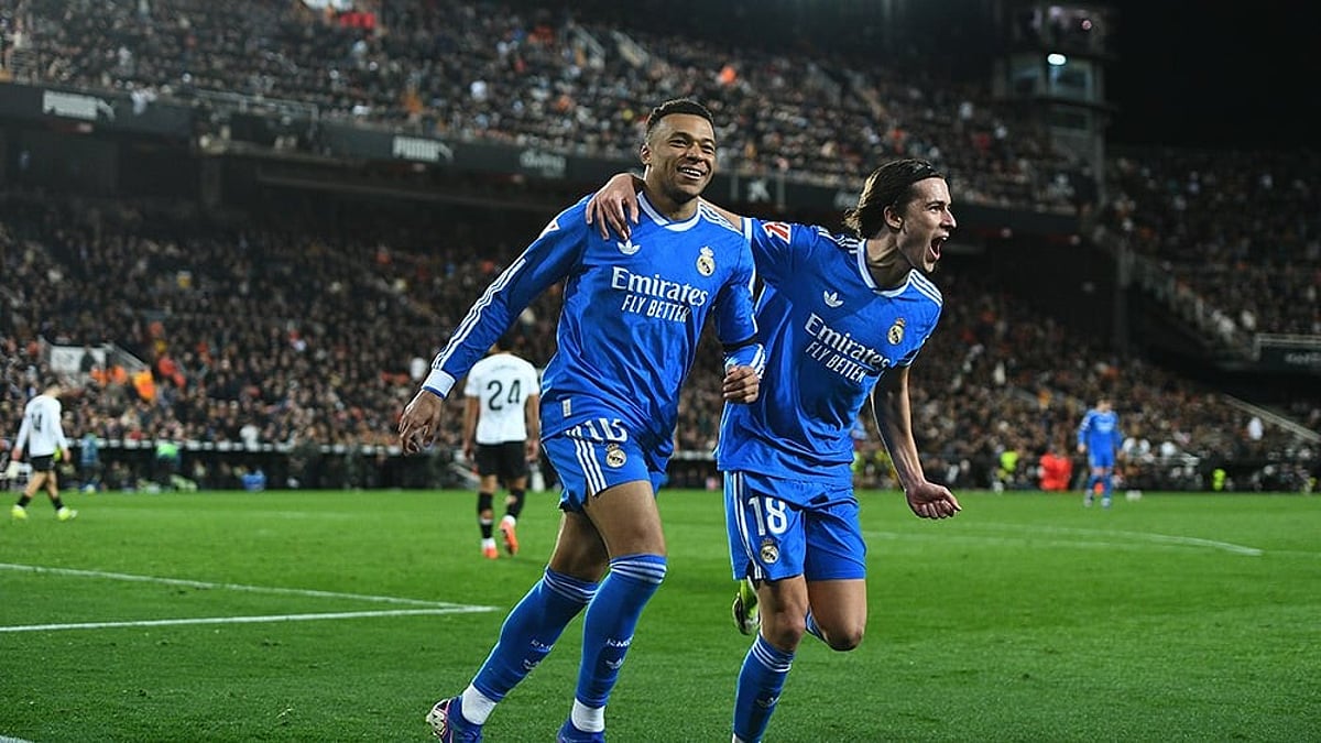 Valencia vs Real Madrid Spanish la liga soccer match-Kylian Mbappe
