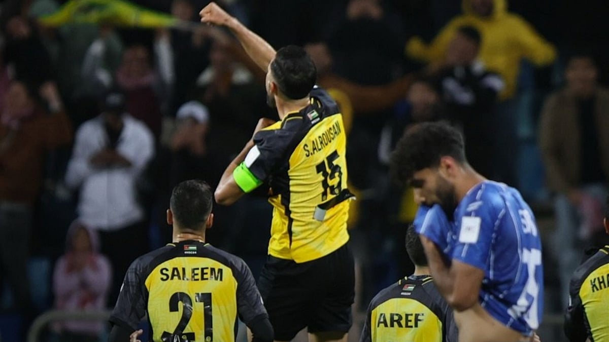 X/Roya Sports : Al Hussein defeated Esteghlal by an aggregate score of 4-2 to enter the quarterfinals at the Amman International Stadium on February 17, 2026