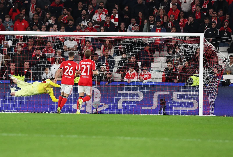 Benfica Vs Real Madrid UEFA Champions League Playoff-Vinicius Junior