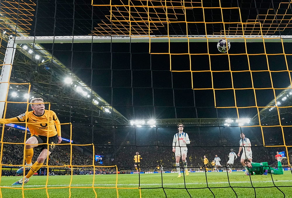 Borussia Dortmund Vs Atalanta UEFA Champions League Playoff-Maximilian Beier