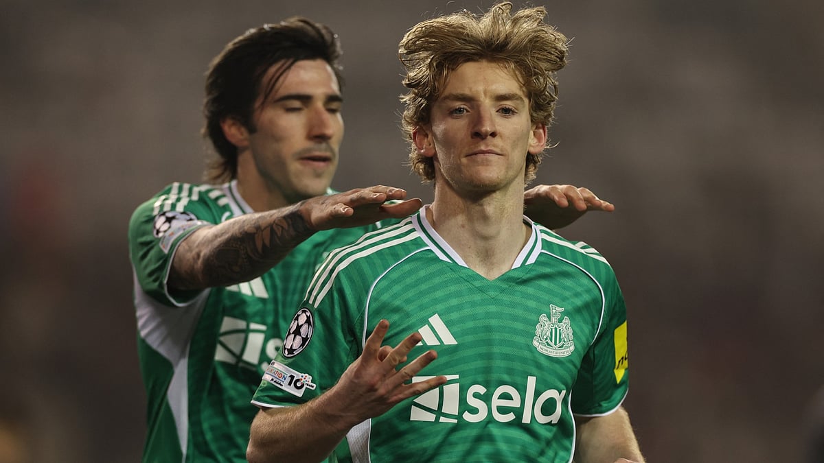 Anthony Gordon celebrates scoring four goals against Qarabag