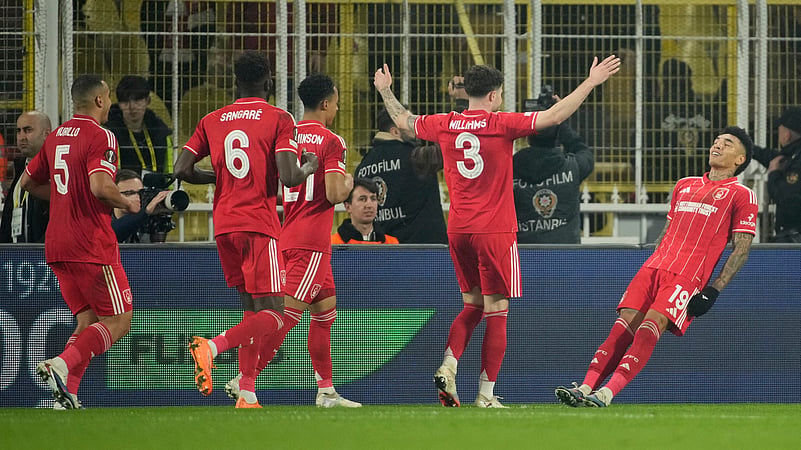 UEFA Europa League 2025-26 live scores play-off leg 1 clockwatch