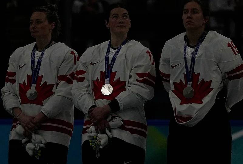 USA Vs Canada Womens Ice Hockey Milan Cortina Olympics-Ella Shelton