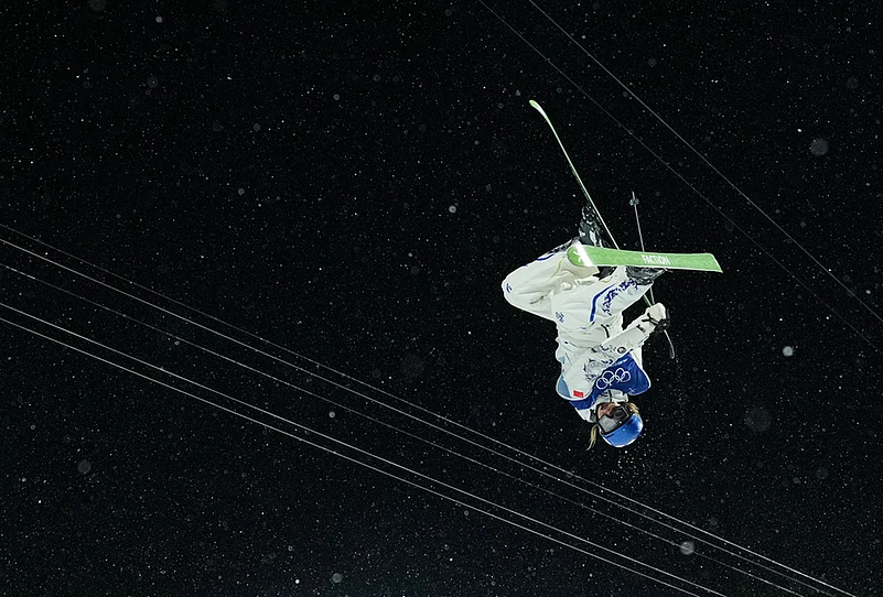 Milan Cortina Winter Games Day 13 photo highlights-Chinas Eileen Gu