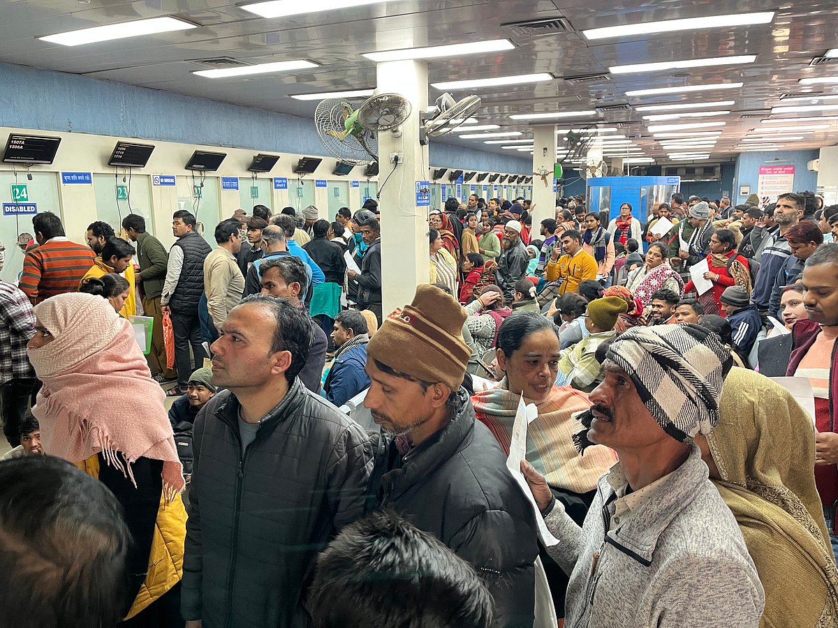 Medicine counter at AIIMS Delhi 