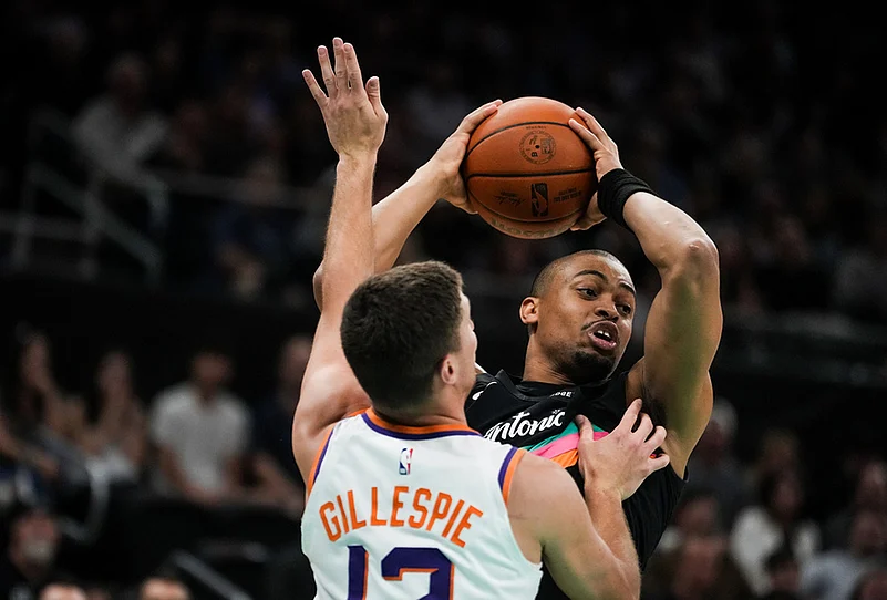 San Antonio Spurs Vs Phoenix Suns NBA basketball 2025-26-Keldon Johnson