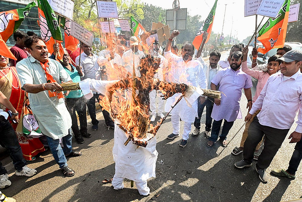 BJP activists protest in Patna
