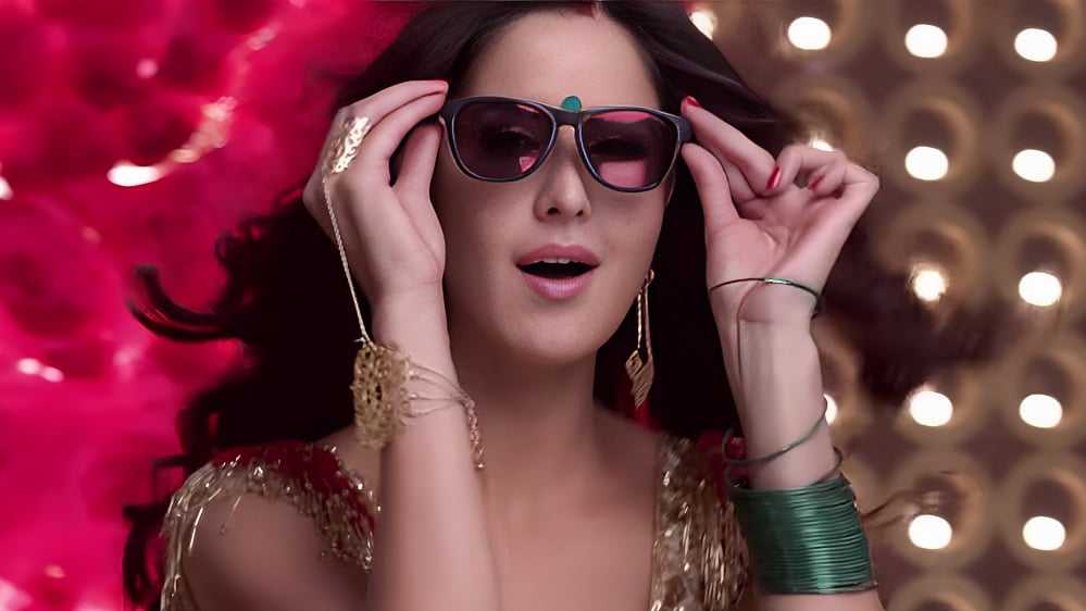 Youtube : Kala Chashma Still Katrina Kaif