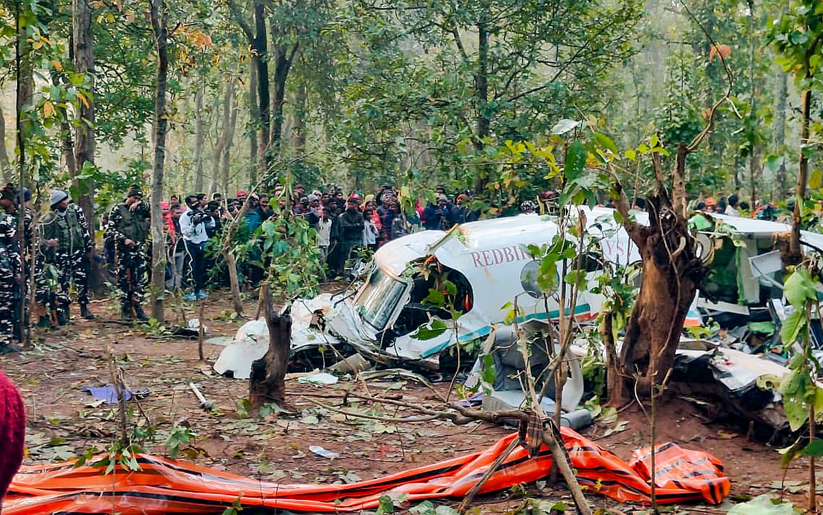 - : Jharkhand Air Ambulance Crash