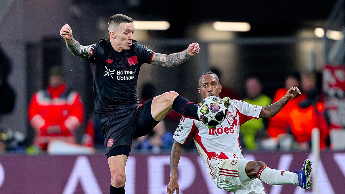 Bayer Leverkusen's Alejandro Grimaldo