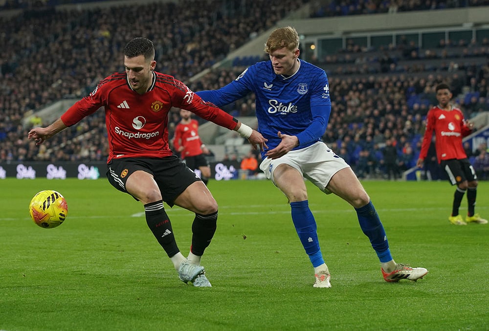 Everton Vs Manchester United Premier League soccer-Diogo Dalot