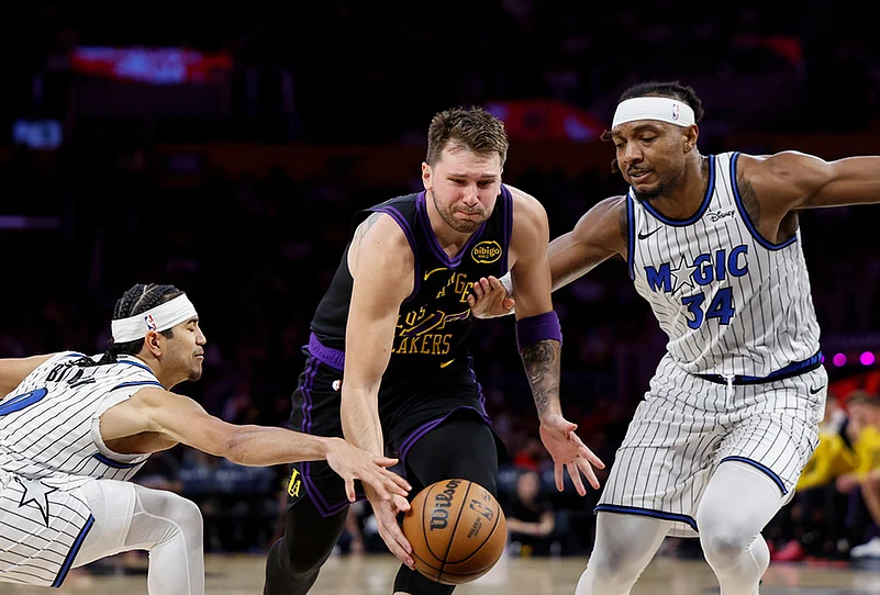Los Angeles Lakers Vs Orlando Magic NBA basketball game-Luka Doncic