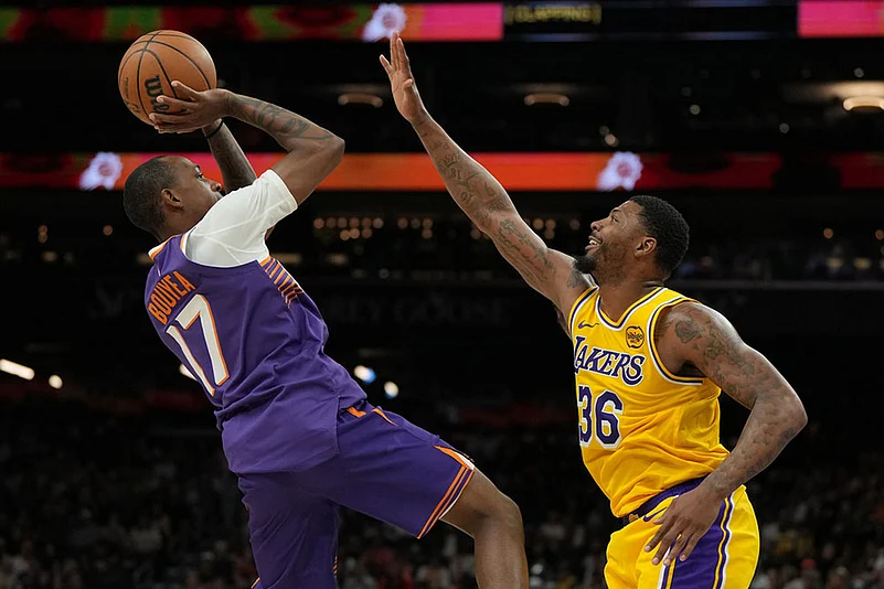 NBA: Los Angeles Lakers vs Phoenix Suns