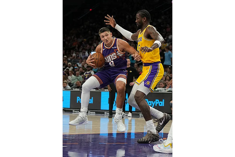 NBA Basketball Game: Los Angeles Lakers vs Phoenix Suns