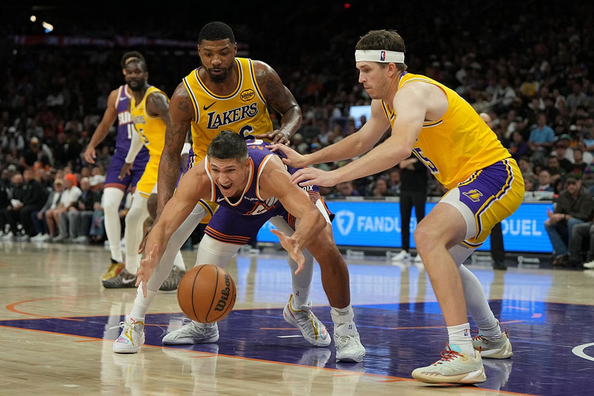 NBA: Phoenix Suns Vs Los Angeles Lakers