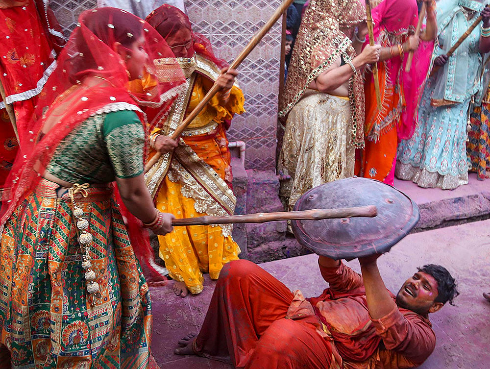 Lathmar Holi