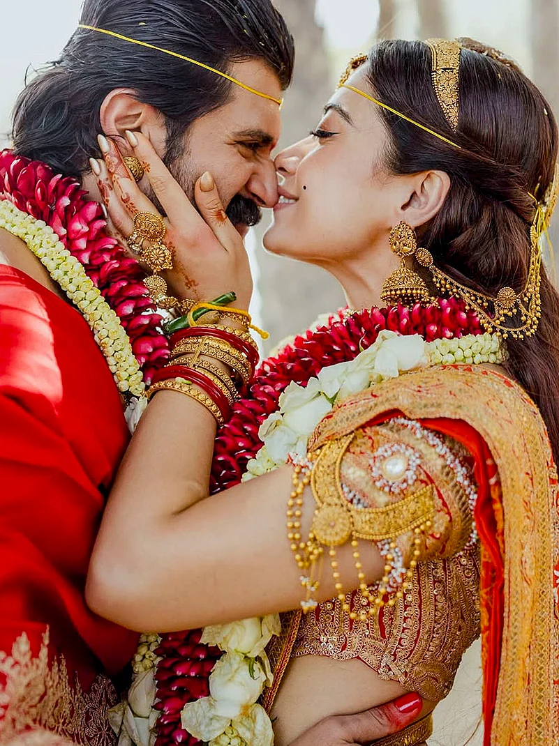 virosh wedding Telugu wedding attire