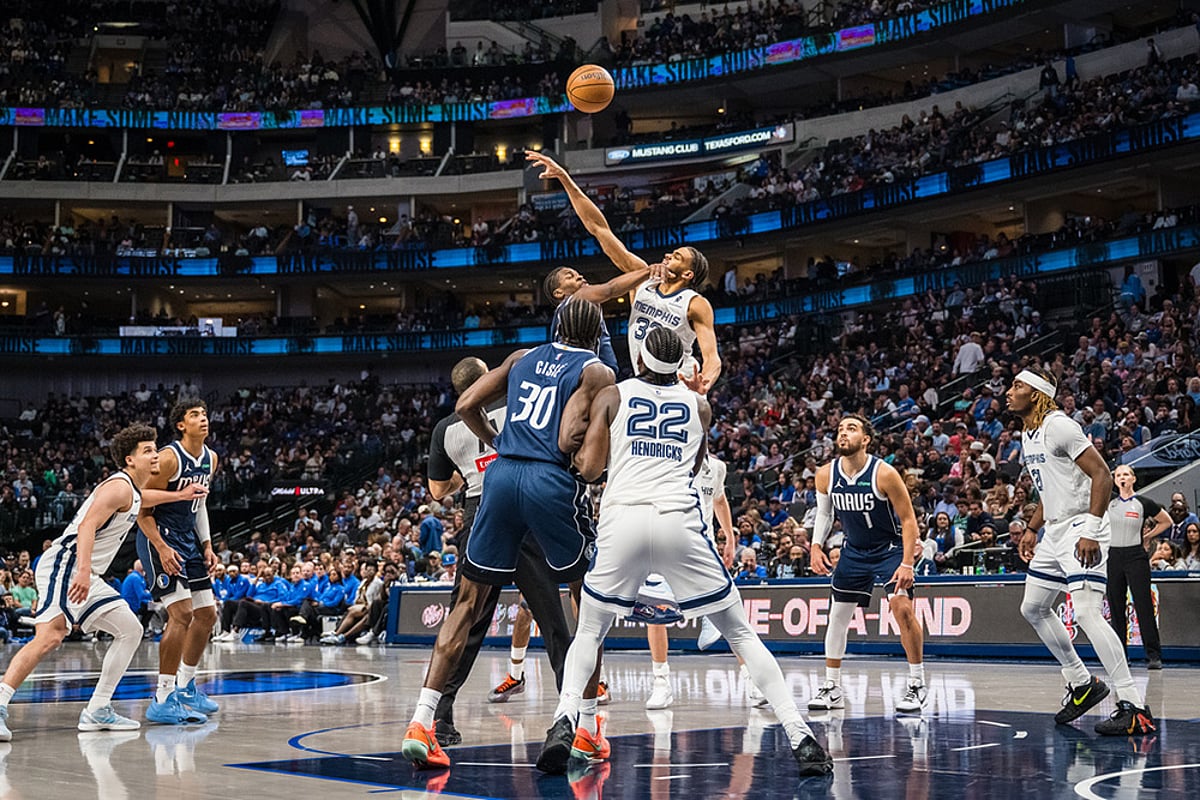 NBA: Dallas Mavericks vs Memphis Grizzlies